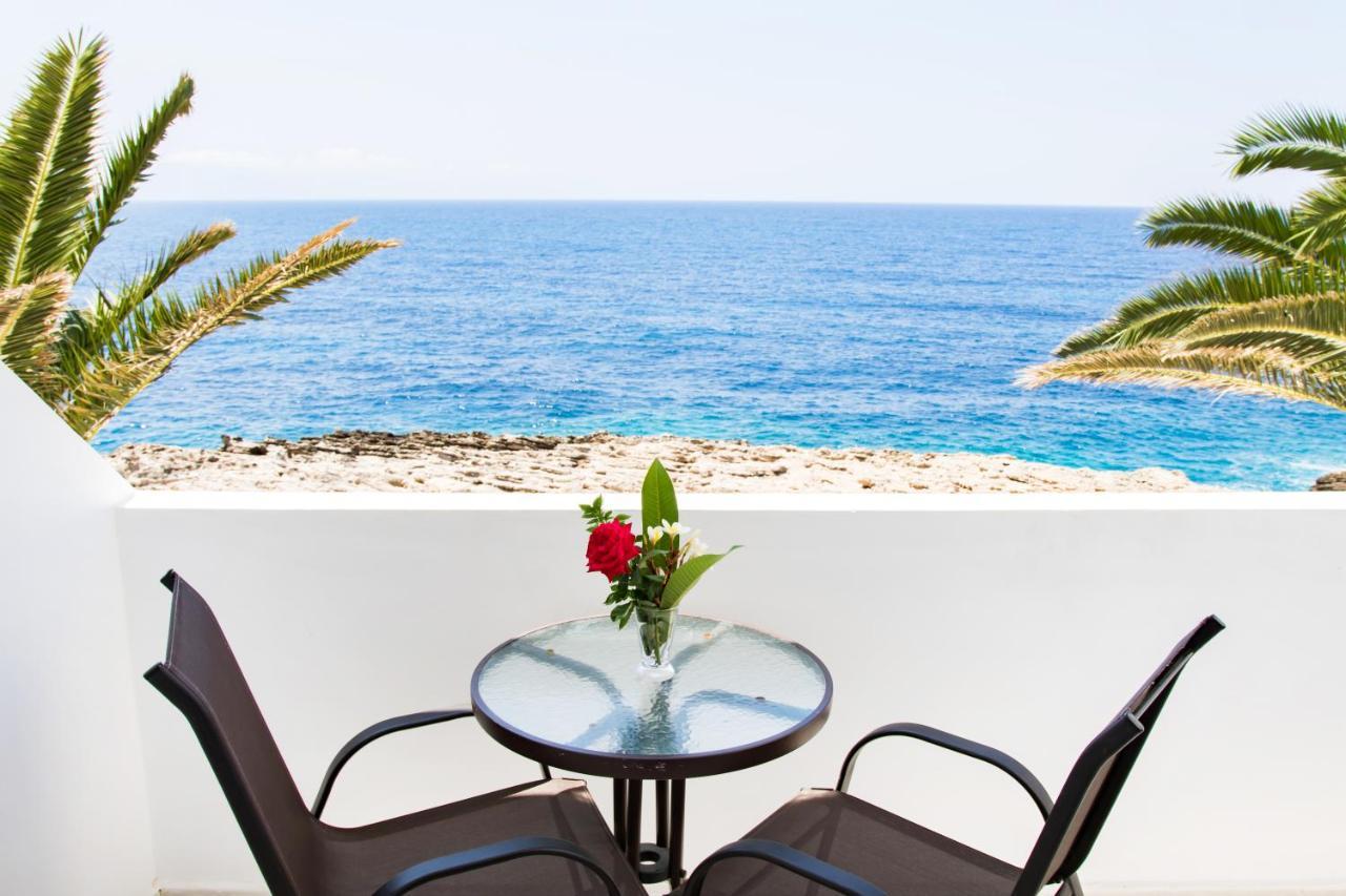 Hotel Krinos Kerpe Dış mekan fotoğraf