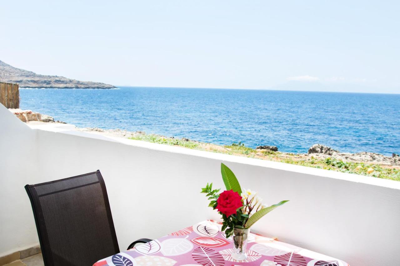 Hotel Krinos Kerpe Dış mekan fotoğraf